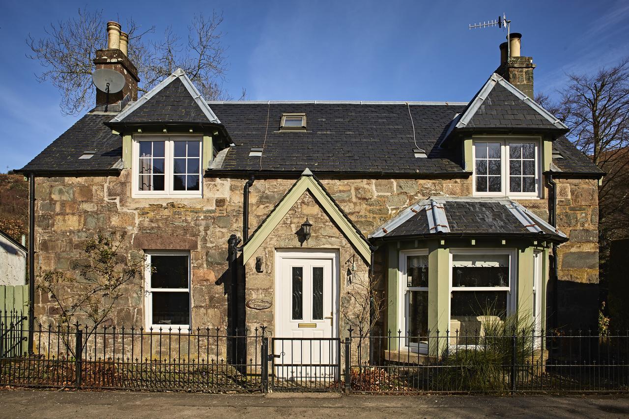 Glenalbyn Cottage Saint Fillans Eksteriør billede