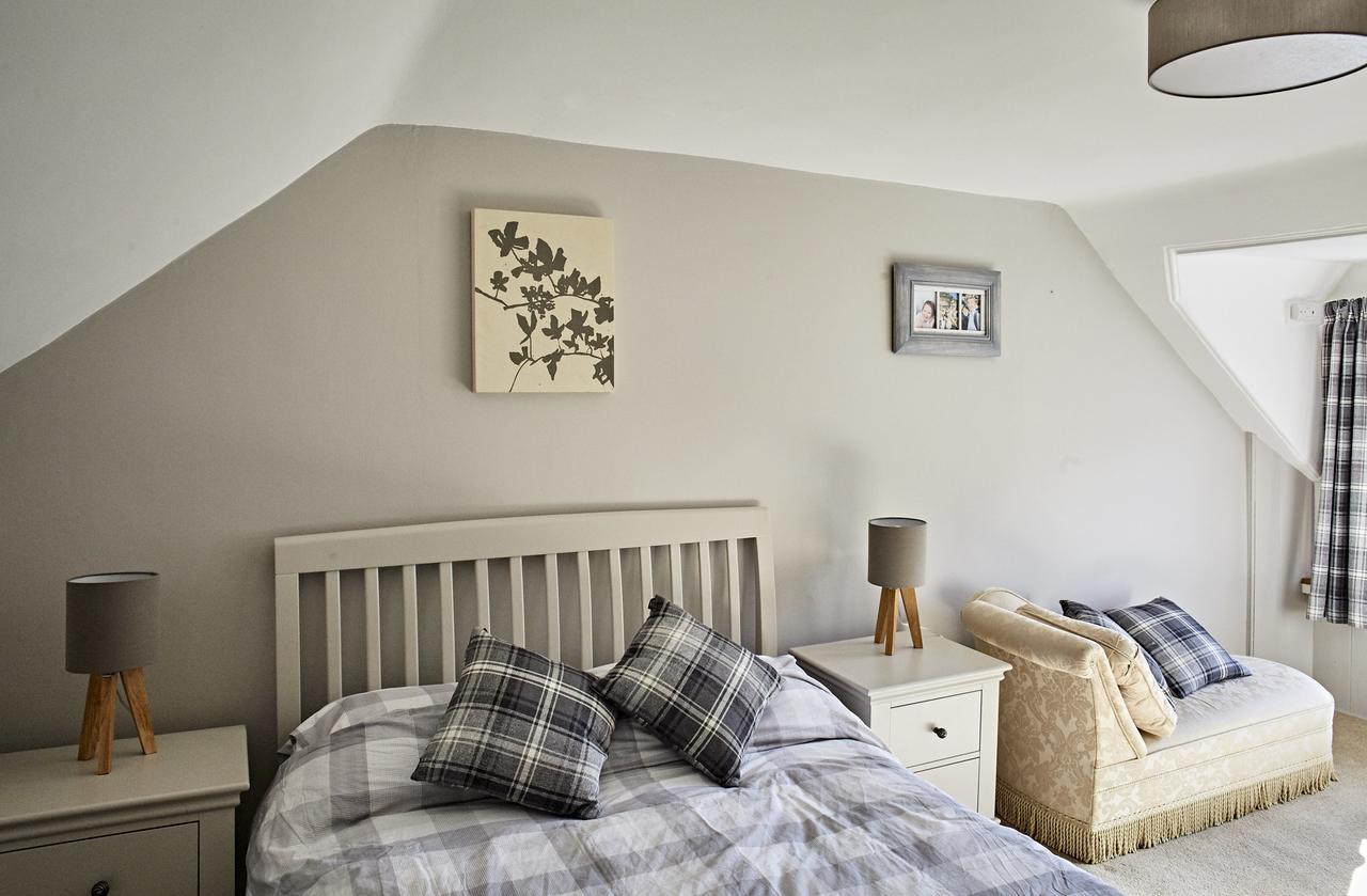 Glenalbyn Cottage Saint Fillans Eksteriør billede