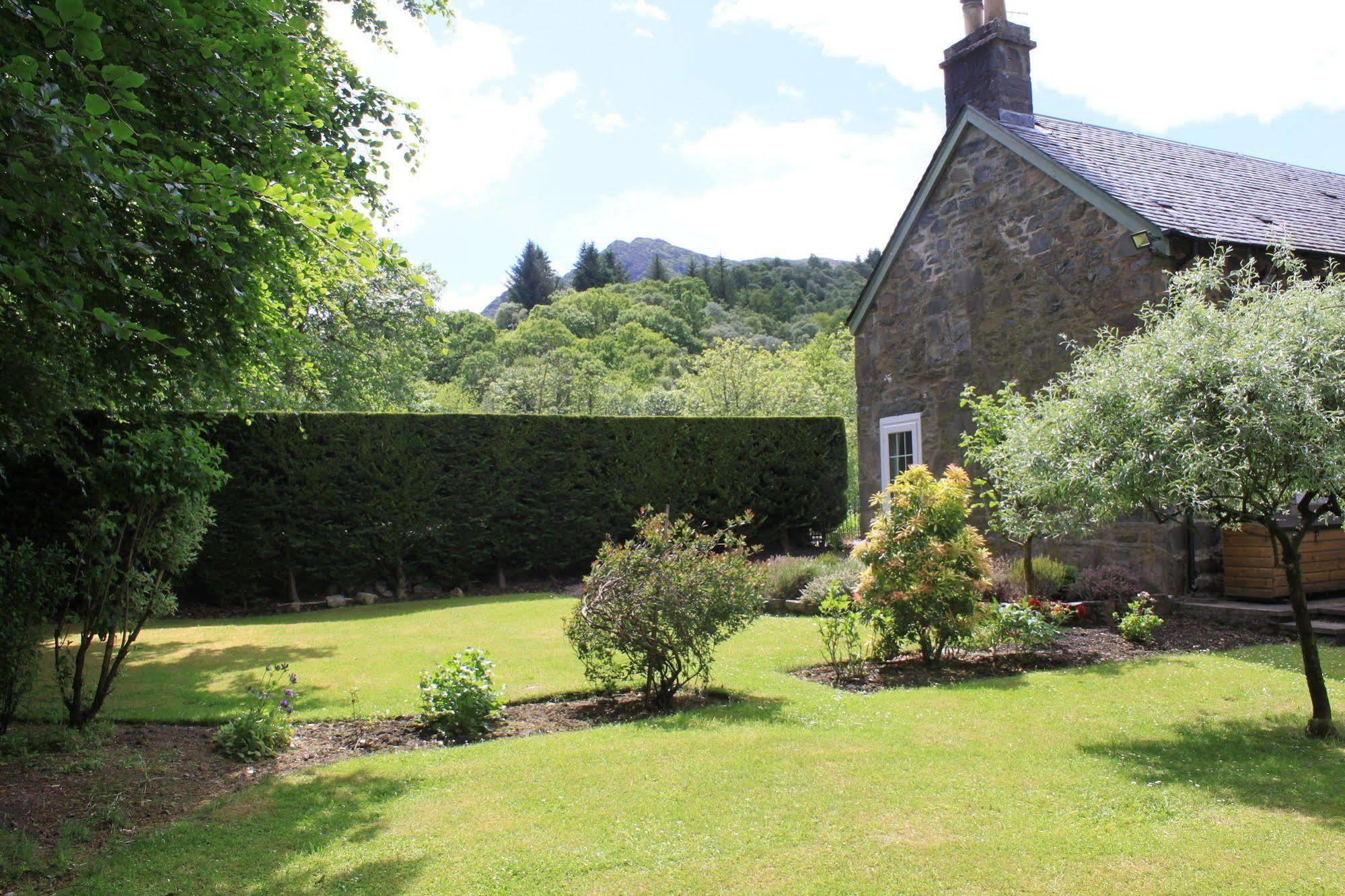 Glenalbyn Cottage Saint Fillans Eksteriør billede