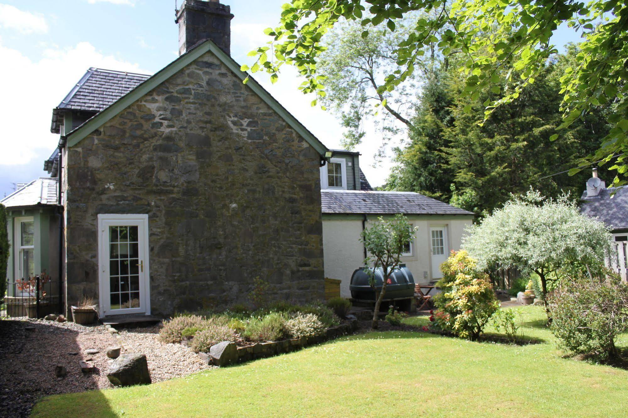 Glenalbyn Cottage Saint Fillans Eksteriør billede